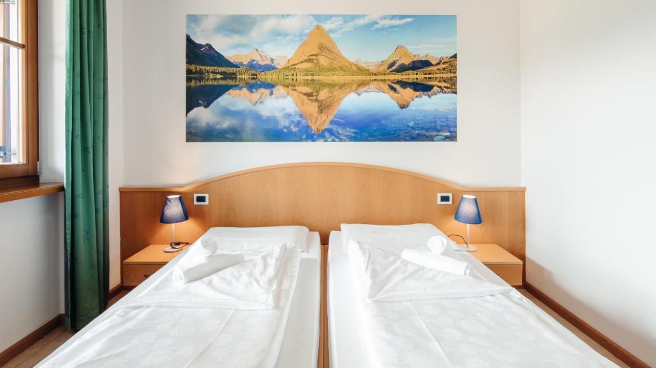Hotel Corno Bianco Nova Ponente Rom bilde