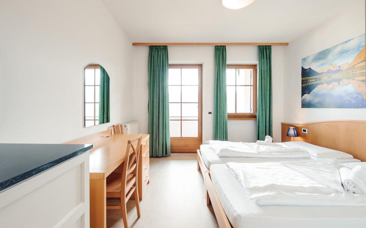 Hotel Corno Bianco Nova Ponente Rom bilde