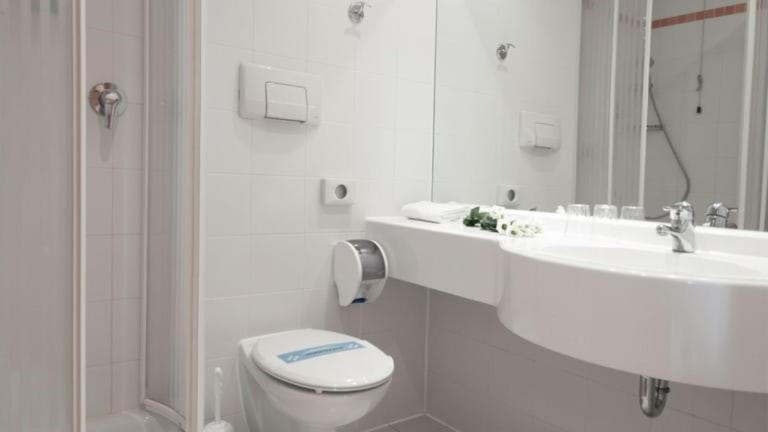 Hotel Corno Bianco Nova Ponente Eksteriør bilde